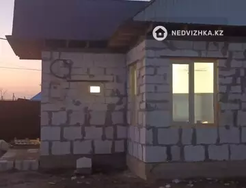 2-комнатный дом, 8 соток, 48 м²