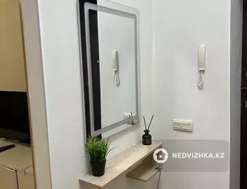 2-комнатная квартира, этаж 2 из 4, 60 м², На длительный срок