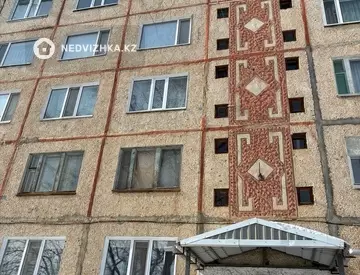 2-комнатная квартира, этаж 4 из 5, 50 м²