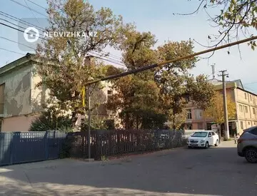 3-комнатная квартира, этаж 2 из 3, 65 м²