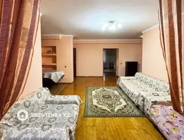4-комнатная квартира, этаж 1 из 5, 115 м², На длительный срок