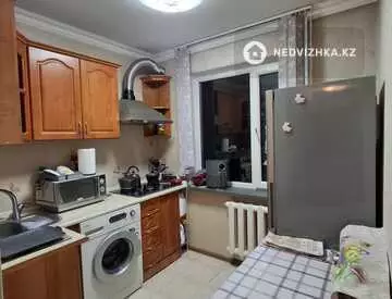 2-комнатная квартира, этаж 4 из 4, 43 м²