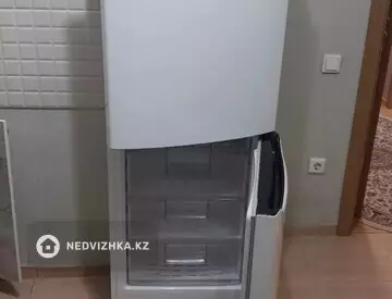 1-комнатная квартира, этаж 8 из 9, 38 м², На длительный срок