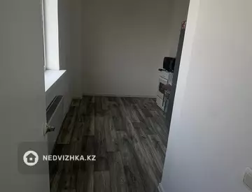 1-комнатная квартира, этаж 5 из 5, 30 м²