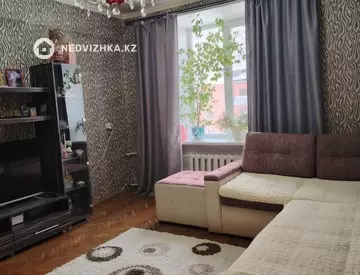 2-комнатная квартира, этаж 4 из 5, 60 м²