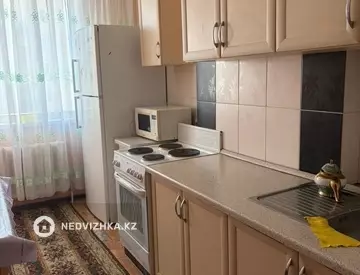 2-комнатная квартира, этаж 13 из 18, 60 м²