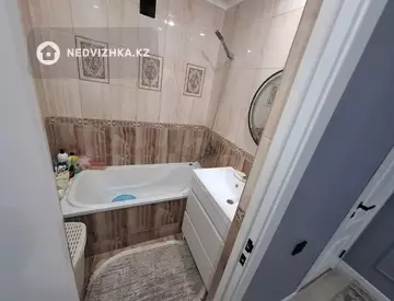 2-комнатная квартира, этаж 3 из 6, 60 м²