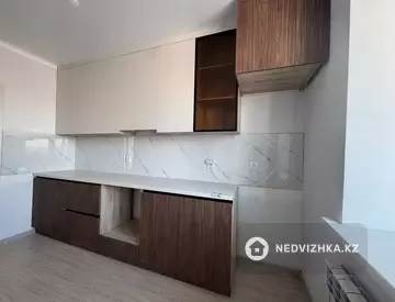 2-комнатная квартира, этаж 4 из 9, 53 м²