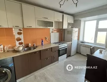 3-комнатная квартира, этаж 9 из 9, 63 м²