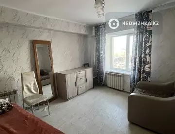 3-комнатная квартира, этаж 9 из 9, 63 м²