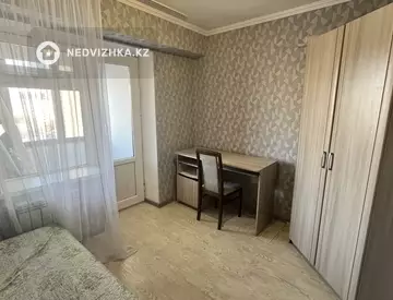 3-комнатная квартира, этаж 9 из 9, 63 м²