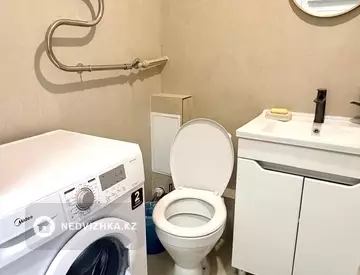 1-комнатная квартира, этаж 9 из 9, 33 м²