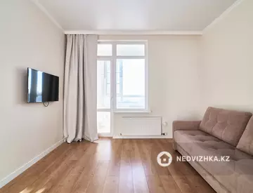 1-комнатная квартира, этаж 14 из 16, 38 м²