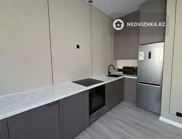3-комнатная квартира, этаж 5 из 8, 82 м²