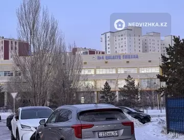 3-комнатная квартира, этаж 12 из 13, 108 м²