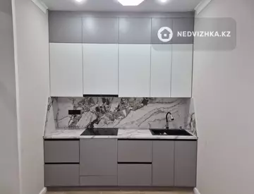 2-комнатная квартира, этаж 3 из 12, 57 м²
