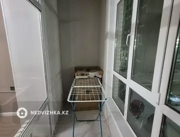 2-комнатная квартира, этаж 3 из 12, 57 м²