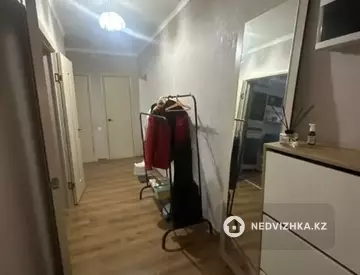 2-комнатная квартира, этаж 8 из 9, 56 м²