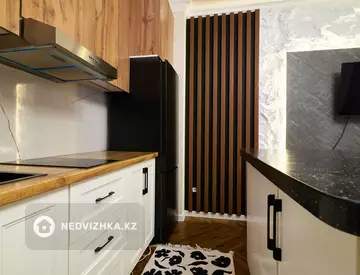 2-комнатная квартира, этаж 12 из 15, 52 м²