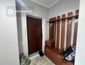 1-комнатная квартира, этаж 8 из 9, 40 м²