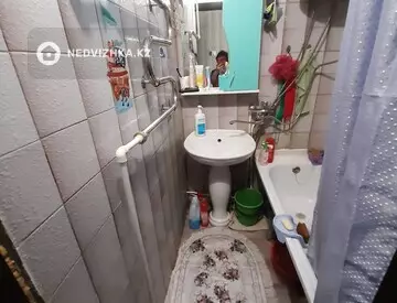 2-комнатная квартира, этаж 3 из 5, 44 м²