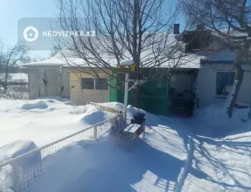 3-комнатная часть дома, 10 соток, 51 м²