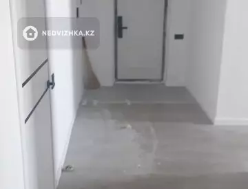 3-комнатная квартира, этаж 3 из 7, 84 м², На длительный срок