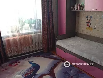 3-комнатная квартира, этаж 2 из 2, 64 м²