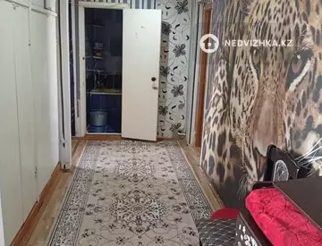 3-комнатная квартира, этаж 2 из 2, 64 м²