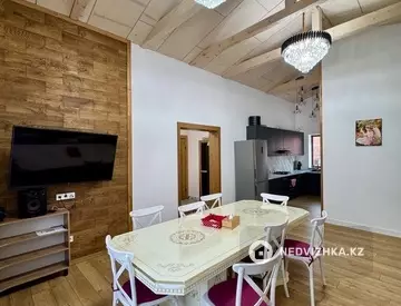 3-комнатный дом, 8 соток, 130 м², Посуточно