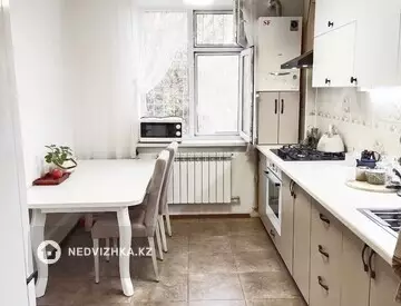 3-комнатная квартира, этаж 2 из 3, 83 м²