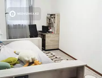 3-комнатная квартира, этаж 2 из 3, 83 м²