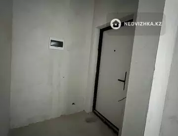 1-комнатная квартира, этаж 14 из 16, 45 м²