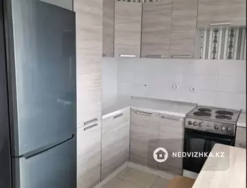 1-комнатная квартира, этаж 9 из 16, 35 м²