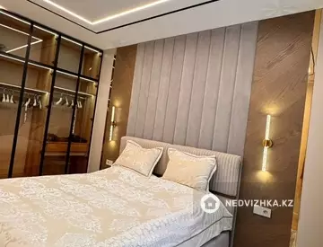 3-комнатная квартира, этаж 12 из 22, 83 м²