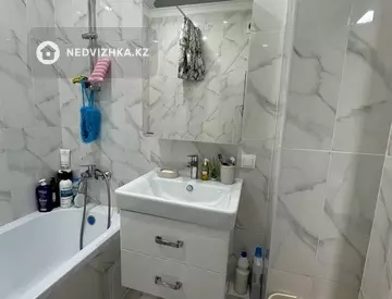 2-комнатная квартира, этаж 18 из 23, 49 м²