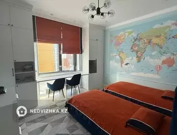 4-комнатная квартира, этаж 11 из 18, 117 м²