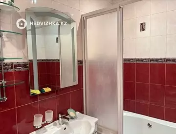 3-комнатная квартира, этаж 8 из 10, 92 м²