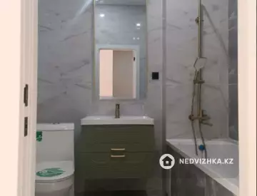 2-комнатная квартира, этаж 4 из 8, 42 м²