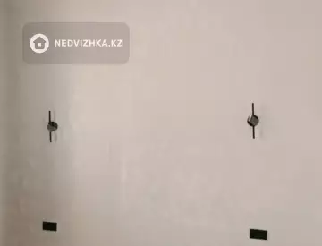 2-комнатная квартира, этаж 4 из 8, 42 м²