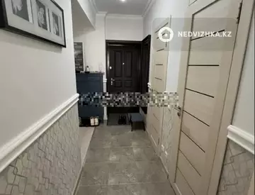 3-комнатная квартира, этаж 8 из 12, 76 м²