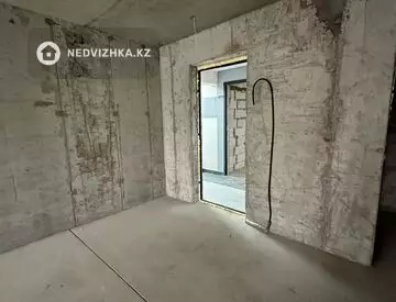 2-комнатная квартира, этаж 4 из 9, 40 м²