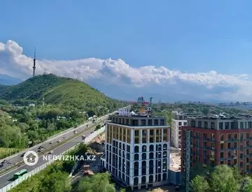 5-комнатная квартира, этаж 5 из 7, 184 м²