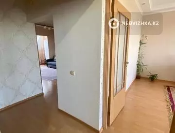 2-комнатная квартира, этаж 8 из 9, 60 м²