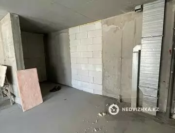 3-комнатная квартира, этаж 4 из 16, 76 м²