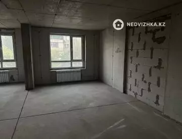 3-комнатная квартира, этаж 3 из 18, 81 м²