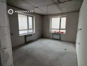 3-комнатная квартира, этаж 2 из 15, 83 м²