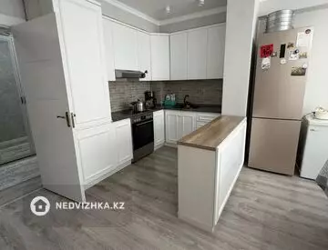 3-комнатная квартира, этаж 9 из 15, 92 м²