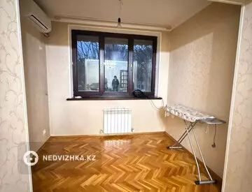 2-комнатная квартира, этаж 3 из 5, 60 м², На длительный срок