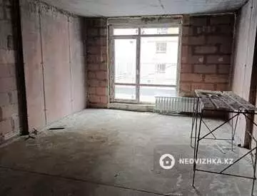 1-комнатная квартира, этаж 2 из 14, 35 м²